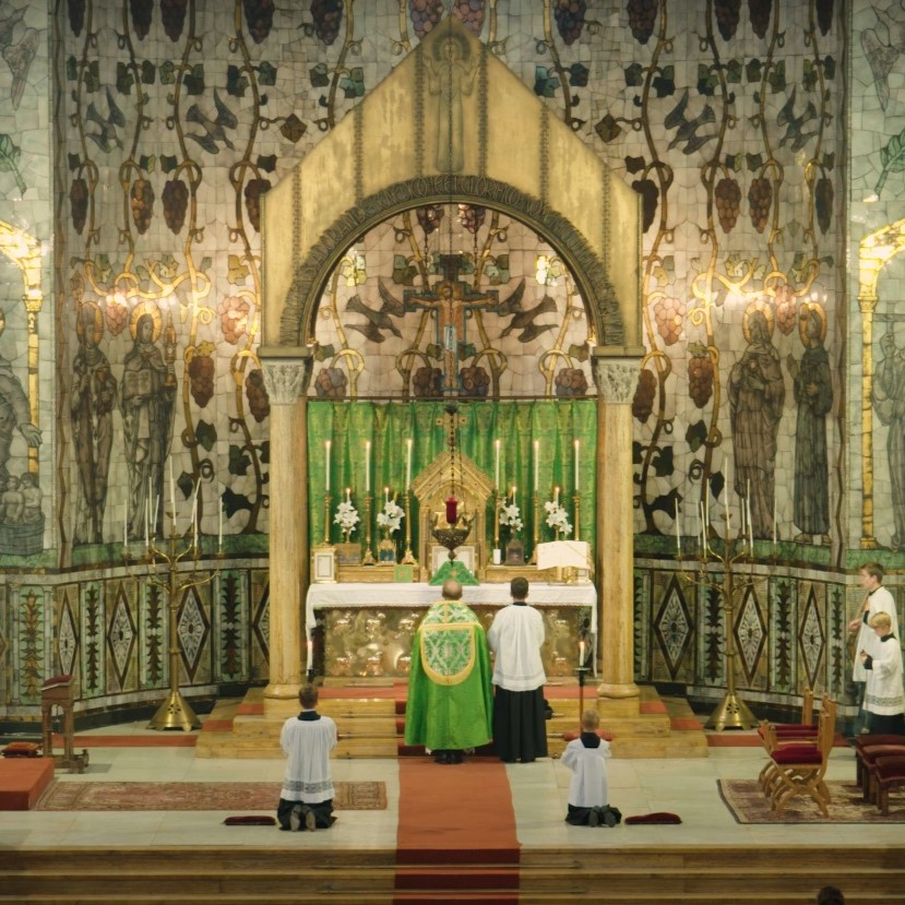 De traditionele Latijnse Mis in de Sint Agneskerk